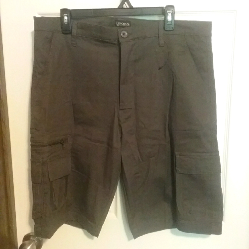 Lincoln Outfitters Size 38 Relaxed Fit Shorts
